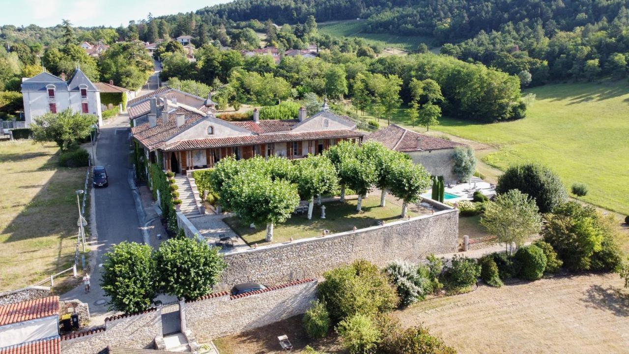 Clos De Mont July, Architecture Xviiie Au Coeur De La Nature Ceyzeriat Exterior photo